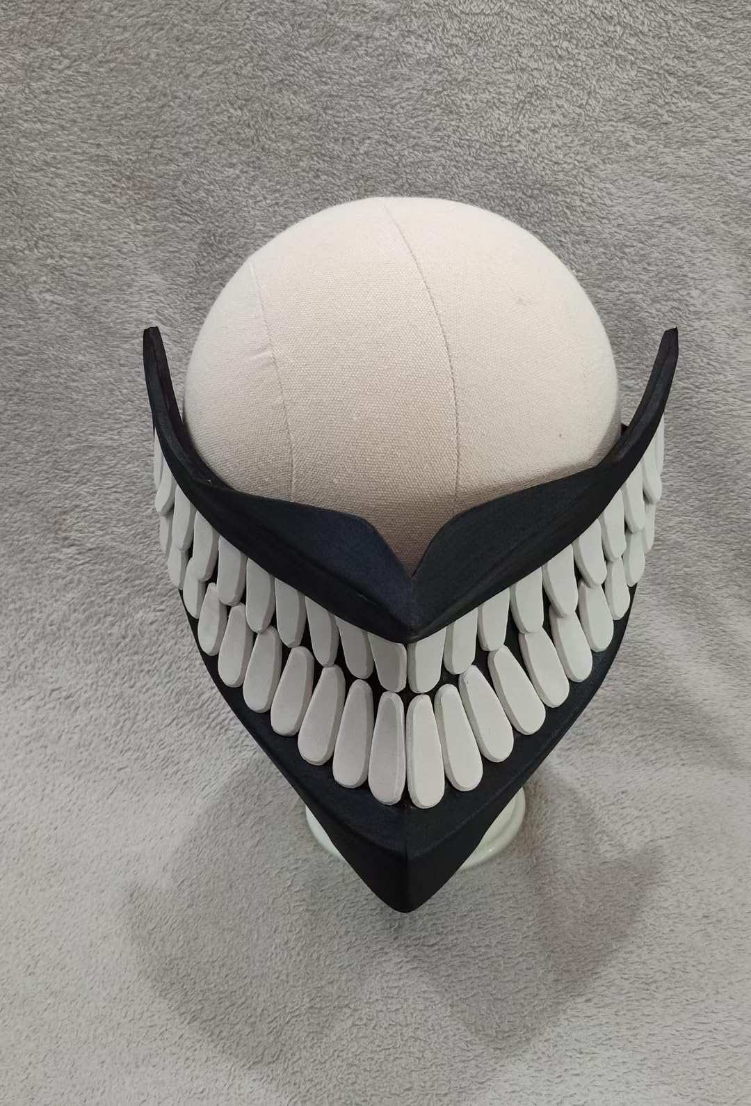 ダンダダン 高倉健（オカルン） フェイスマスク Amazon.co.jp: [りん] ダンダダン オカルン コスプレ道具 仮面